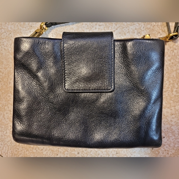Fossil Handbags - Black Leather Fossil Crossbody Bag